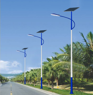 同仁太阳能路灯.jpg