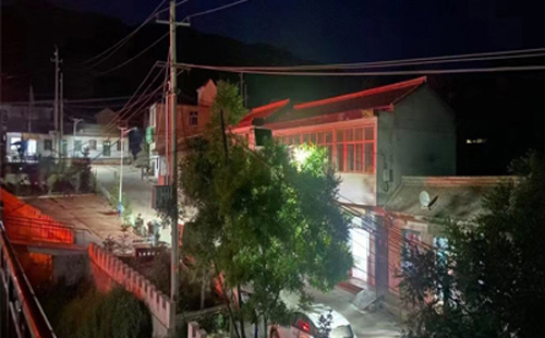 同仁太阳能路灯防雷接地做法详解