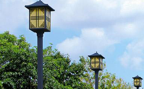 同仁庭院灯安装间距与布灯设计全解析 同仁庭院灯安装间距与布灯设计全解析