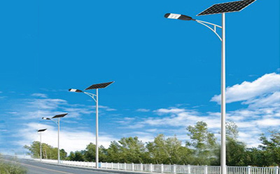 农村道路装同仁太阳能路灯选多大瓦数实测