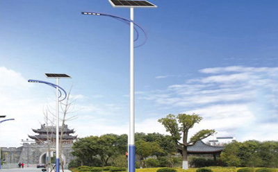 同仁同仁太阳能路灯价格差在哪？影响造价的4大核心因素揭秘